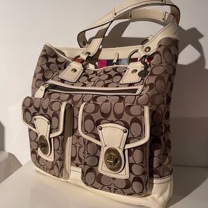 Coach GiGi Tote-Signature fabric, Ivory Leather
